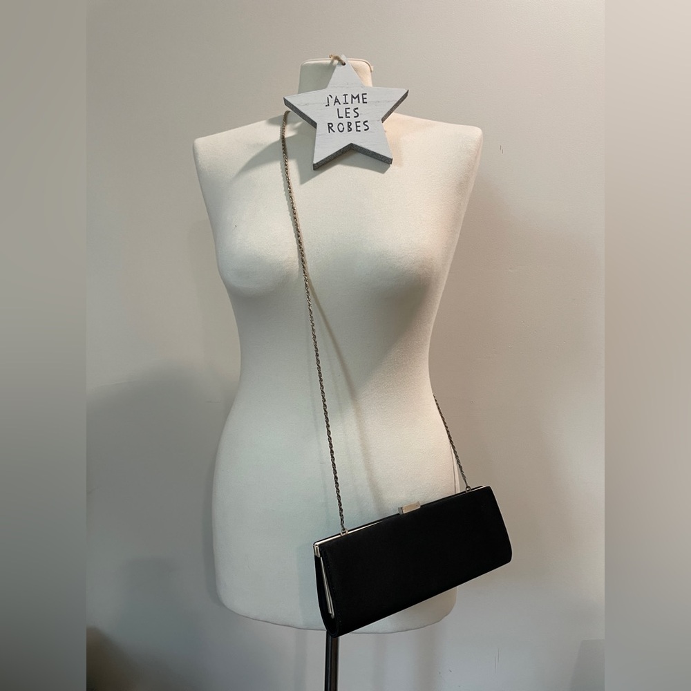 LA REGALE Vintage Black Satin Clutch with Chain Strap
